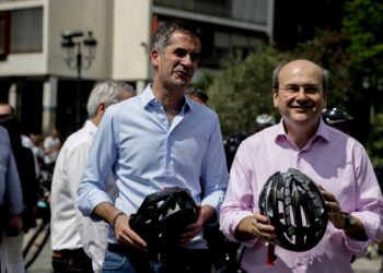 Δύο μεγάλους ποδηλατόδρομους στην Αθήνα εξήγγειλε ο Χατζηδάκης