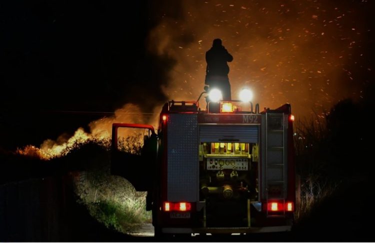 Χίος: Συναγερμός στην Πυροσβεστική – Πυρκαγιά για 4η φορά σε μία ημέρα κοντά στη ΒΙ.ΑΛ.