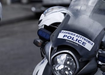 Τροχαίο με αστυνομικούς της ομάδας ΔΙ.ΑΣ στο Αιγάλεω (βίντεο)