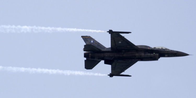 Νέες υπερπτήσεις τουρκικών F-16 σε Χίο και Οινούσσες