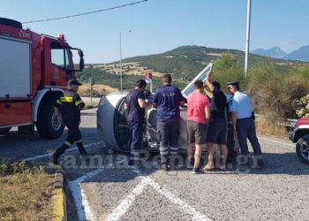 Λαμία: Απεγκλωβισμός 66χρονου άνδρα μετά απο τροχαίο