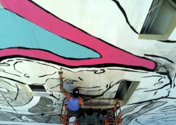 Η Αγία Βαρβάρα γεμίζει με γκράφιτι και αλλάζει όψη.