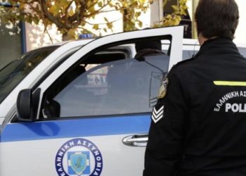 Πρέβεζα: Χτύπησαν και βασάνισαν 83χρονη – Εντοπίστηκε λιπόθυμη και ημίγυμνη στο σπίτι της