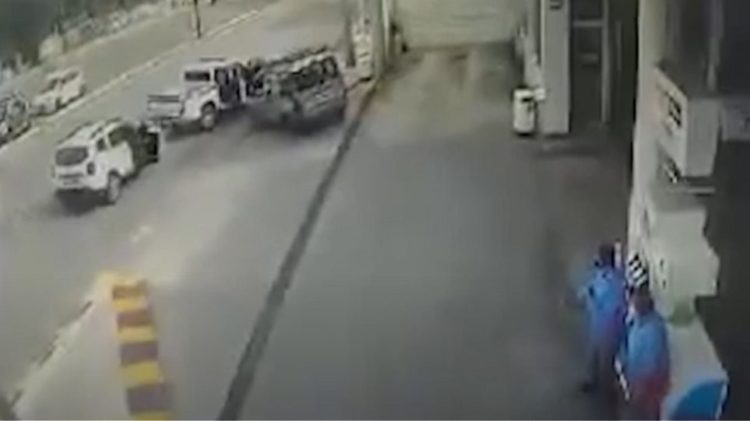 ΕΛΑΣ: Βίντεο ντοκουμέντο απο την εντυπωσιακή σύλληψη εγκληματικής οργάνωσης αλλοδαπών