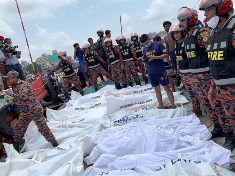 Μπανγκλαντές: Τουλάχιστον 30 νεκροί από ναυάγιο φέρι μποτ – 20 αγνοούμενοι