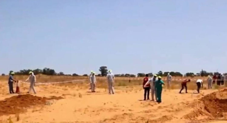 Εντοπίστηκαν μαζικοί τάφοι στη Λιβύη: Έρευνα ζητά ο ΟΗΕ