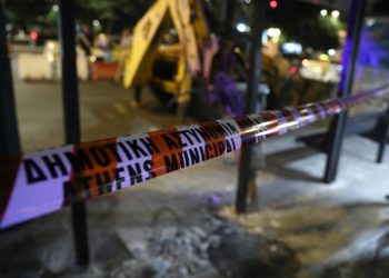 Μεγάλος Περίπατος: Ξεκίνησαν οι παρεμβάσεις στο Σύνταγμα (photos)