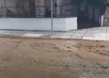 Σέρρες: Πλημμύρες και σοβαρά προβλήματα από την σφοδρή κακοκαιρία που πλήττει την περιοχή