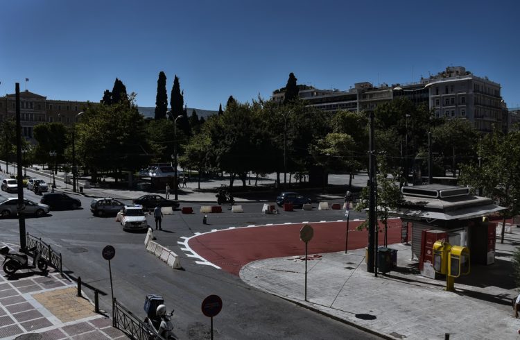 Μεγάλος Περίπατος: Μεταμορφώνεται η  πλατεία Συντάγματος (photos)