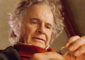 Πέθανε ο σερ του Αρχοντα των Δαχτυλιδιών Ίαν Χολμ