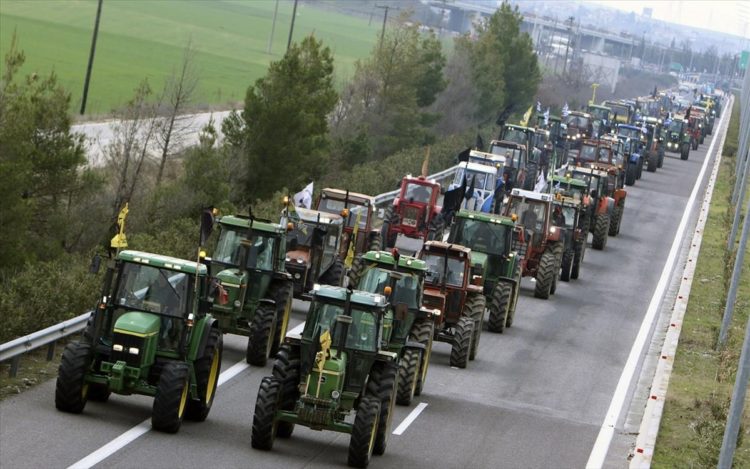 Χωρίς τέλος επιτηδεύματος τα εισοδήματα του 2019 για τους κατ’ επάγγελμα αγρότες