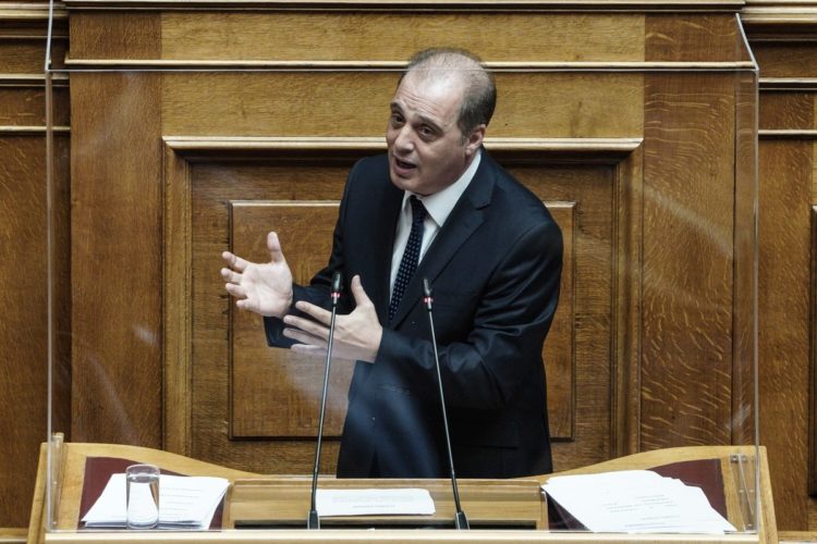 Βελόπουλος: Τεχνοκρατικό και ιδεοληπτικό το νομοσχέδιο του υπουργείου Παιδείας