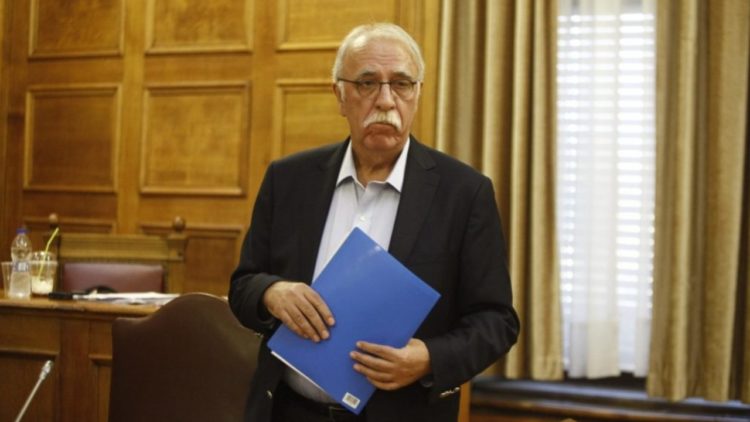 Βίτσας για τον Εβρο: Οι φράχτες δεν αποτελούν λύση