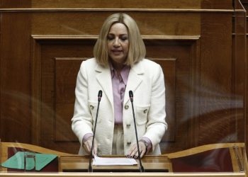 Γεννηματά: Μπάλωμα και όχι μεταρρύθμιση το νομοσχέδιο για την Παιδεία