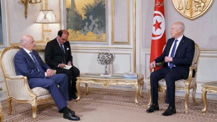 Συνάντηση Σαϊέντ-Δένδια στην Τύνιδα: Μόνη λύση για τη Λιβύη η αποχώρηση της Τουρκίας