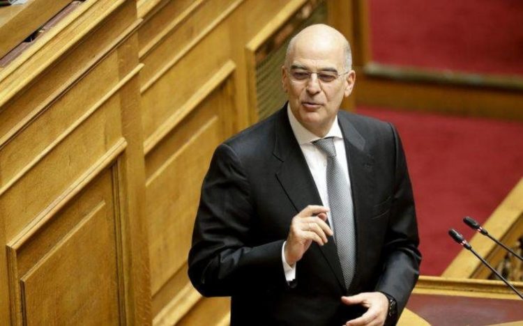 Στο Παρίσι αύριο ο Νίκος Δένδιας για συνάντηση με τον Λε Ντριάν