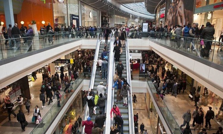 Υποχώρηση κατά 24,7% του τζίρου στο λιανικό εμπόριο για τον Απρίλιο