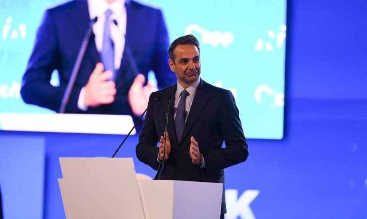 Μητσοτάκης: Προτεραιότητα η ασφάλεια των επισκεπτών και των εργαζομένων στον τουρισμό (video)
