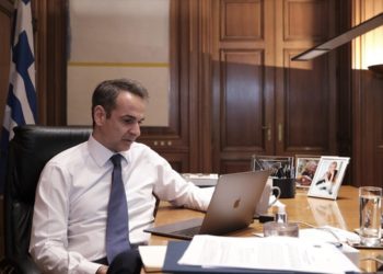 Τηλεδιάσκεψη Μητσοτάκη και Μισέλ ενόψει του έκτακτου Ευρωπαϊκού Συμβουλίου