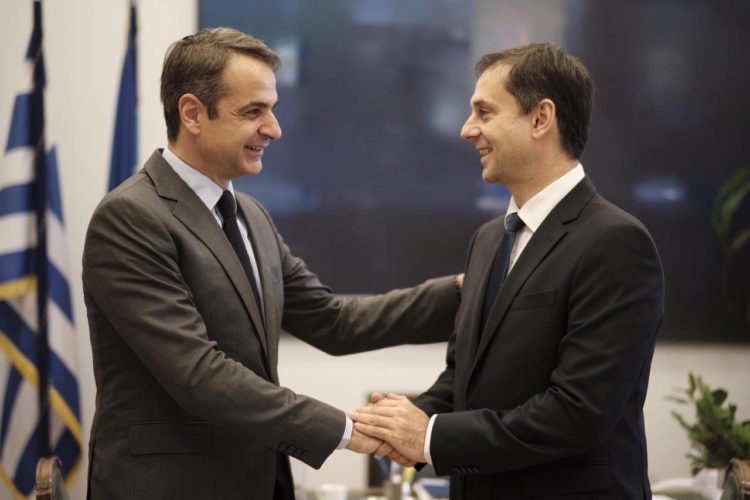 ΣΥΡΙΖΑ για τη γκάφα του υπ. Τουρισμού: Ο κ. Μητσοτάκης οφείλει να στείλει τον κ. Θεοχάρη σπίτι του