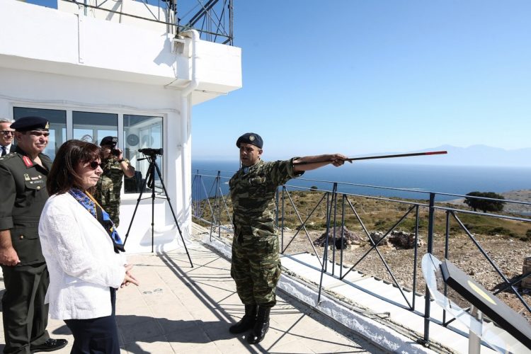 Σακελλαροπούλου από το Αγαθονήσι: Η Ελλάδα δεν απεμπολεί τα κυριαρχικά της δικαιώματα