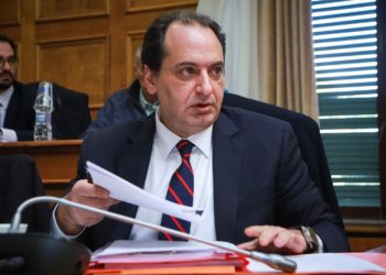 Σπίρτζης: Δεν μπορεί να συζητάμε τρεις μέρες για ένα προϊόν παράνομης υποκλοπής