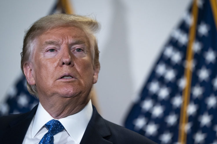 Νέοι μπελάδες για τον Τραμπ: Η ανιψιά του εκδίδει βιβλίο για τον “πιο επικίνδυνο άνδρα του κόσμου”