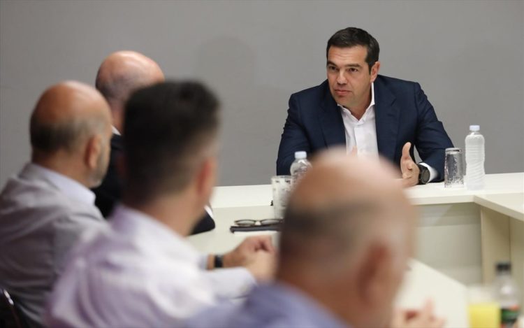 Τσίπρας σε ΣΕΤΕ: Καταστροφική η ΚΥΑ για τα δωμάτια καραντίνας
