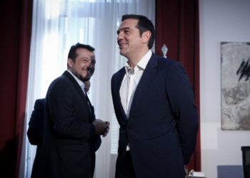 Τη διαγραφή του Ν. Παππά από την Κ.Ο. του ΣΥΡΙΖΑ ζητάει η κυβέρνηση από τον Αλ. Τσίπρα (video)