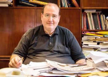 Φίλης: Είναι χυδαίο και προσβλητικό να μιλά η Δεξιά για παρακράτος του ΣΥΡΙΖΑ