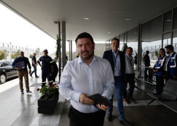 Χαρδαλιάς : Ο ιός είναι εκεί έξω – Υπάρχουν σενάρια που προβλέπουν και lockdown