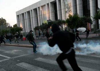 Στις 16 Ιουνίου θα δικαστούν οι 5 συλληφθέντες στα επεισόδια έξω από την Αμερικανική Πρεσβεία