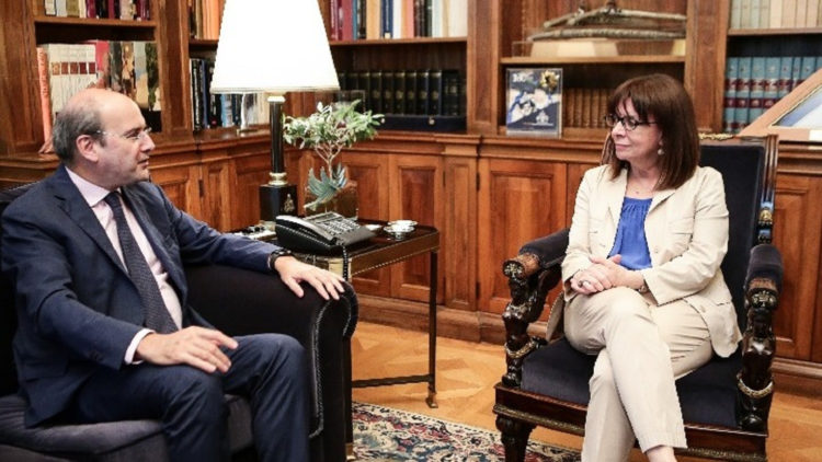 Ενημέρωση της ΠτΔ από τον Κ. Χατζηδάκη για το σχέδιο σχετικά με το Μάτι