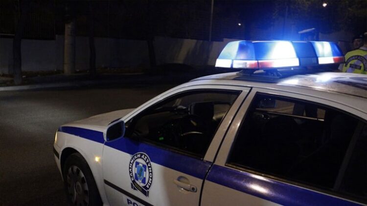 Αλιμος: Εκρηξη εμπρηστικού μηχανισμού έξω από πολυκατοικία