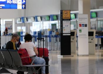 Παρατείνεται η απαγόρευση πτήσεων από και προς Τουρκία και Σουηδία