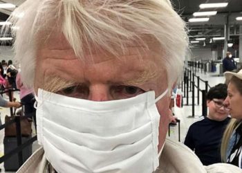 Ο πατέρας του Τζόνσον μιλάει από το Πήλιο: “Ούτε περιφρονώ ούτε παραβιάζω τους κανόνες για τον κορονοϊό”