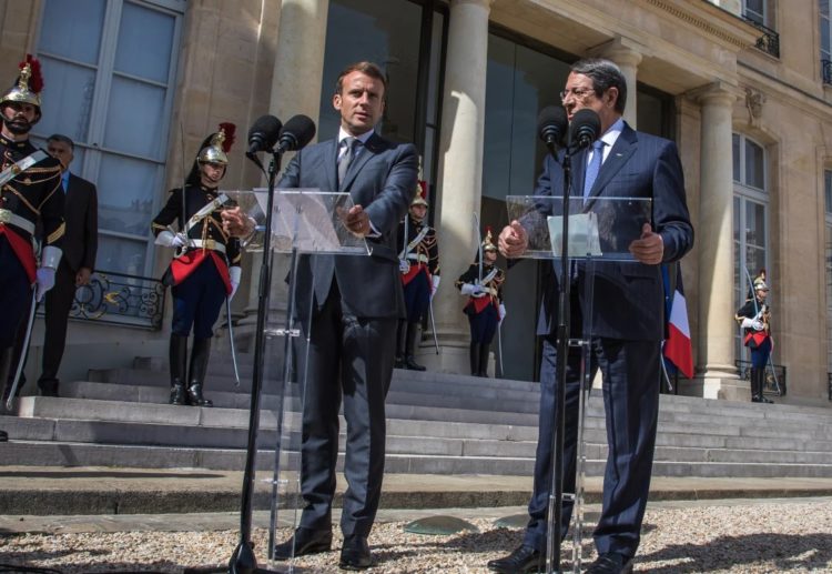 Μακρόν: Όσοι παραβιάζουν θαλάσσιες ζώνες στην ανατολική Μεσόγειο πρέπει να υφίστανται κυρώσεις