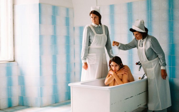 Σάλος με το εξώφυλλο της πορτογαλικής Vogue για την ψυχική υγεία