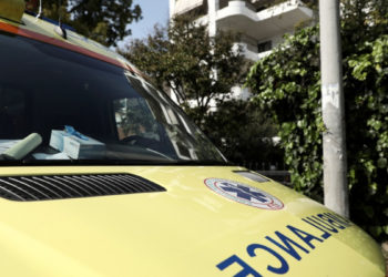 Παλαιό Φάληρο: Eργατικό ατύχημα με τραυματίες – Kατέρρευσε αναβατόριο οικοδομής