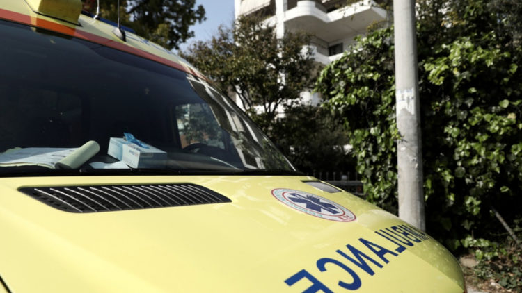 Παλαιό Φάληρο: Eργατικό ατύχημα με τραυματίες – Kατέρρευσε αναβατόριο οικοδομής