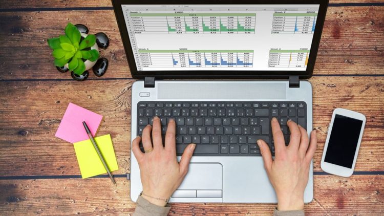 Ερχεται μια πρώτη φορά νομοσχέδιο για την τηλεργασία