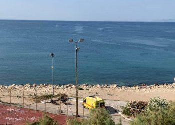 Πειραιάς: Εντοπίστηκε πτώμα στην παραλία Βοτσαλάκια