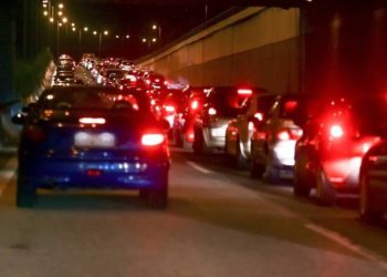 Ουρές χιλιομέτρων σε Αθηνών – Κορίνθου και Αθηνών – Λαμίας