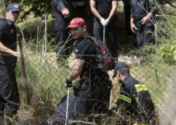 Βαρυμπόμπη: Τρεις άντρες ανασύρθηκαν νεκροί από φρεάτιο βάθους 8 μέτρων