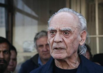 Ακης Τσοχατζόπουλος: Συμπτώματα λοίμωξης από κορονoϊό δείχνουν οι εξετάσεις