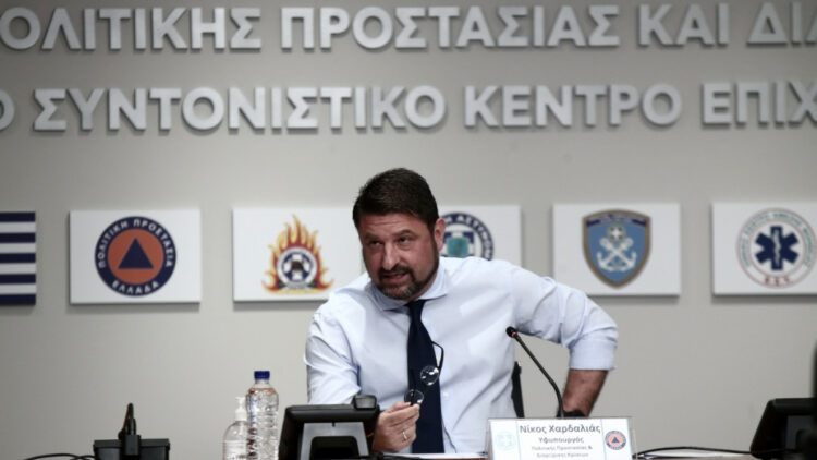 Κορονοϊός: Πού είναι υποχρεωτική η χρήση μάσκας από αύριο