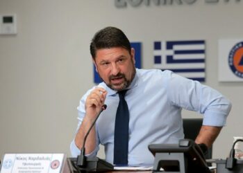 Κορονοϊός: Το μεσημέρι η ανακοίνωση Χαρδαλιά – Τι θα πει στην ενημέρωση για τη χρήση μάσκας