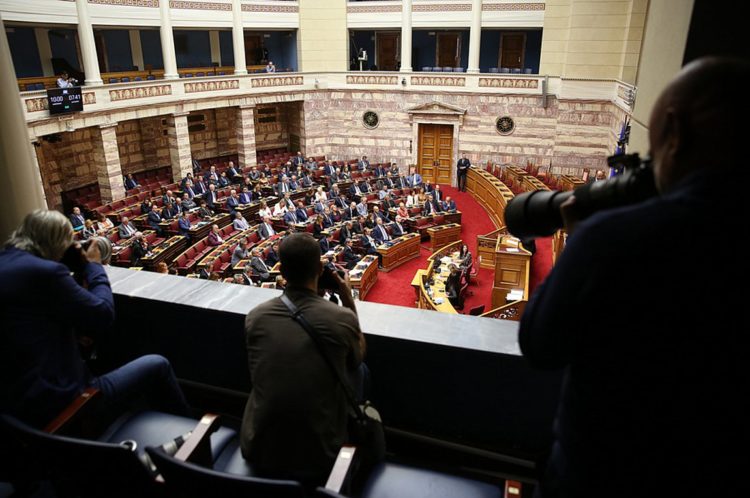 Άσκηση ποινικής δίωξης κατά του Δ. Παπαγγελόπουλου προτείνουν οι βουλευτές του ΚΙΝΑΛ