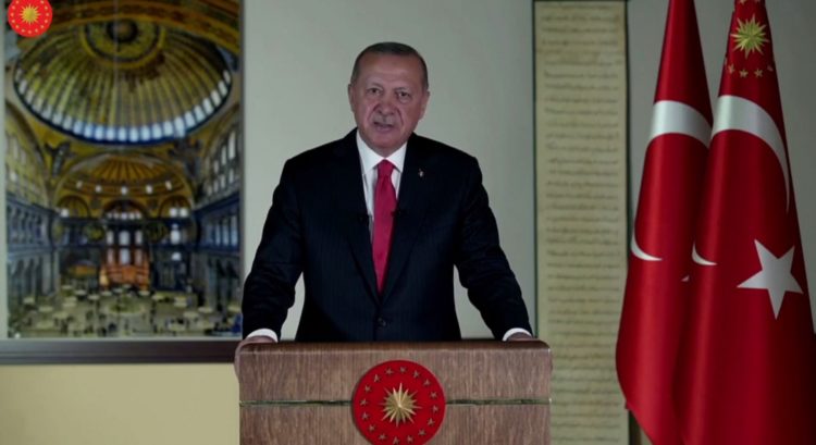 Ερντογάν για Αγία Σοφία: Αίτημα του τουρκικού έθνους η μετατροπή σε τζαμί
