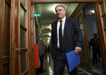 Θεοδωρικάκος: Πανελλαδικές εξετάσεις για την απονομή ιθαγένειας σε αλλοδαπούς